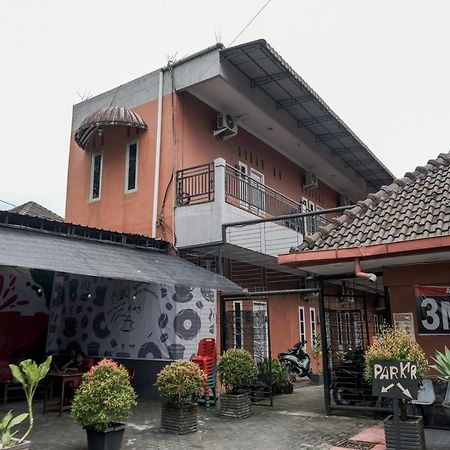 Djaboerigin Mongonsidi Guest House Redpartner Medan Exterior foto