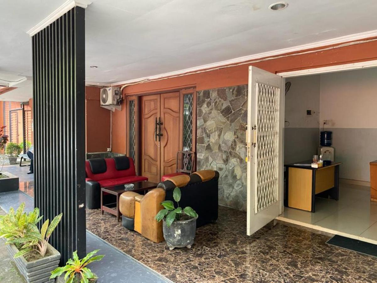 Djaboerigin Mongonsidi Guest House Redpartner Medan Exterior foto