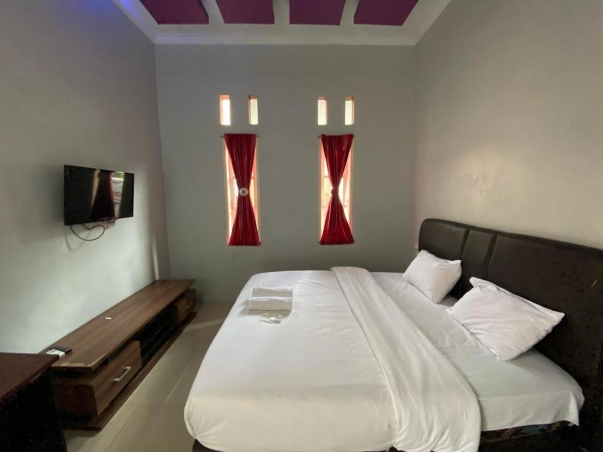 Djaboerigin Mongonsidi Guest House Redpartner Medan Exterior foto