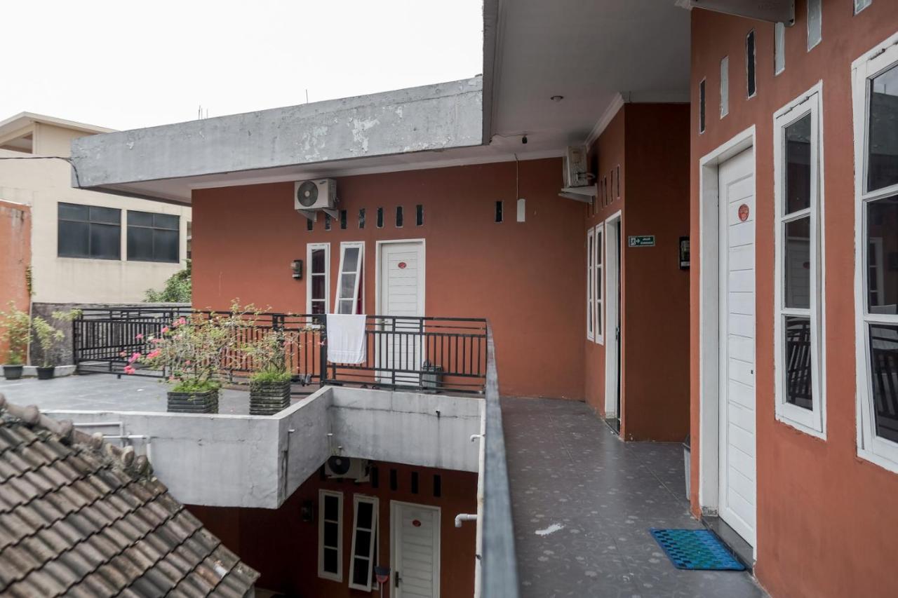 Djaboerigin Mongonsidi Guest House Redpartner Medan Exterior foto
