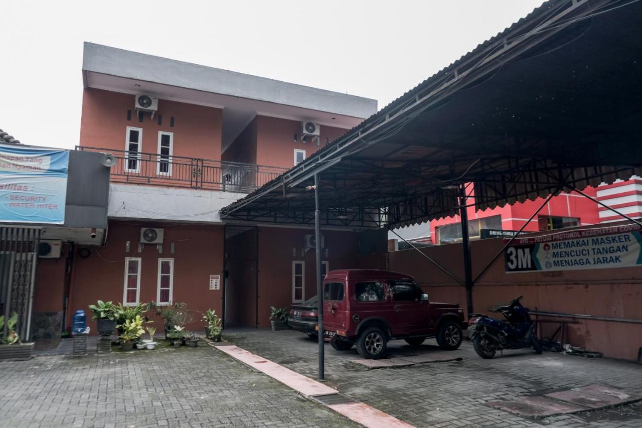 Djaboerigin Mongonsidi Guest House Redpartner Medan Exterior foto